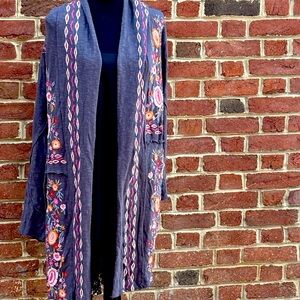 Hooded organic cotton long cardigan with flower embroidery.  Good condition.